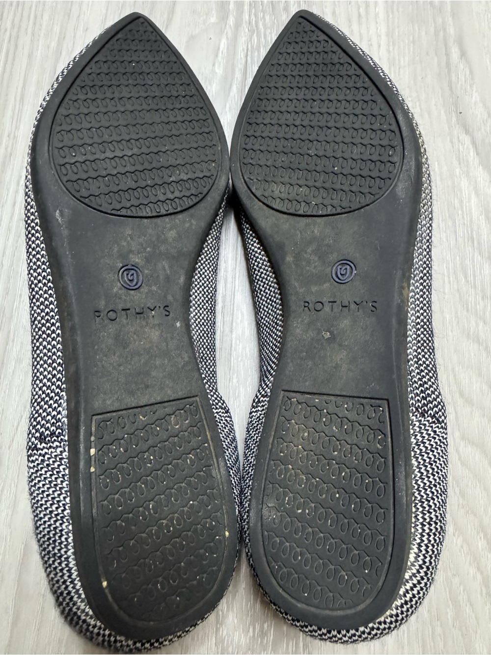 ROTHY’S | Pointed Toe Ballet Flat | Cloud Grey Birdseye Knit | Size 9 - Picture 8 of 11